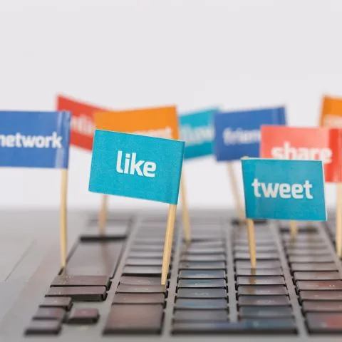 comunicación y medios